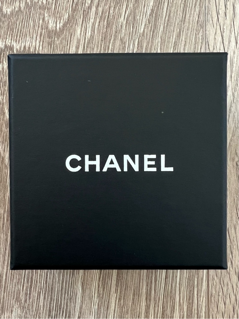 Chanel Box (BB313)